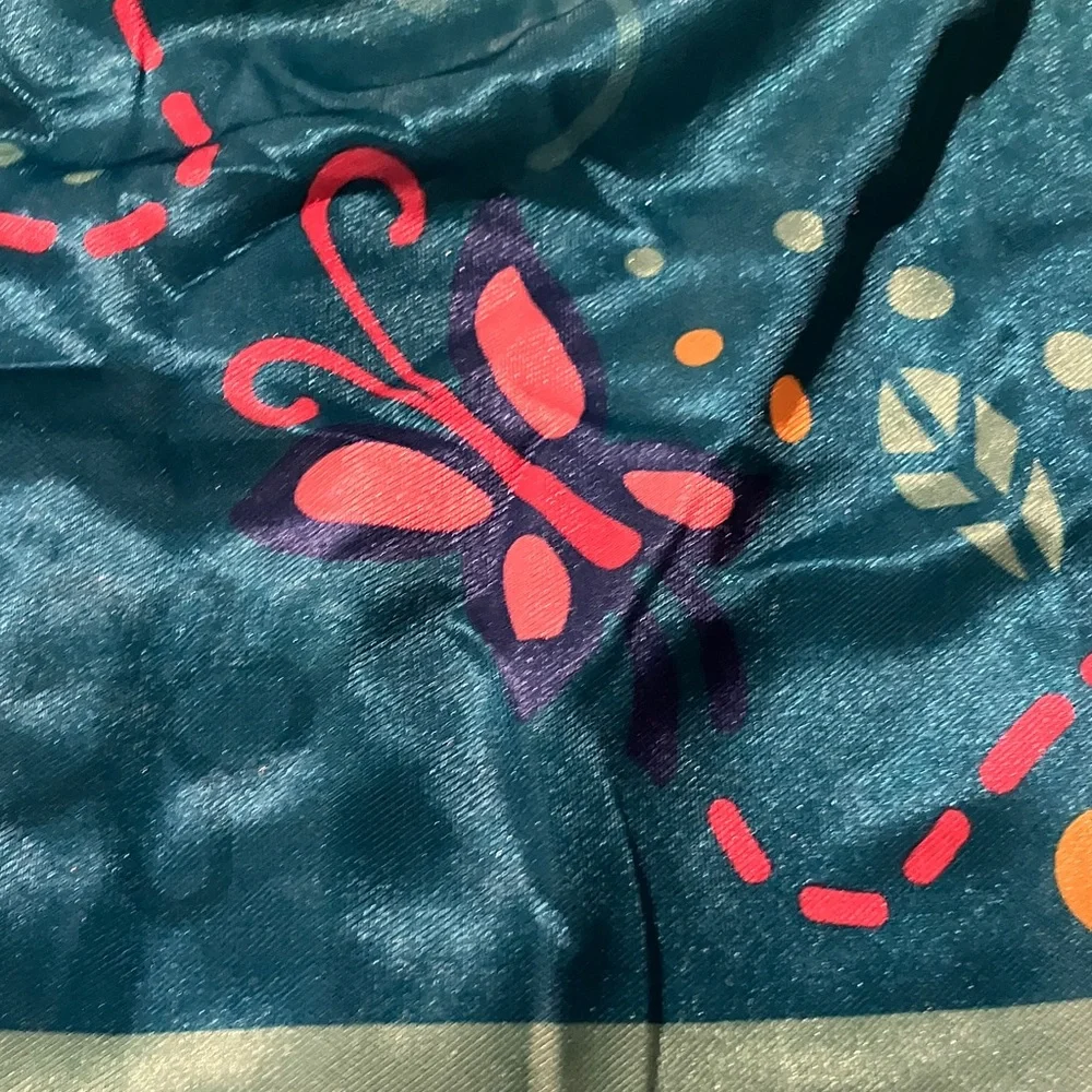 Disney Encanto Cream‎ and Blue Mirabel Character Nightgown Size 8 - Picture 6 of 13